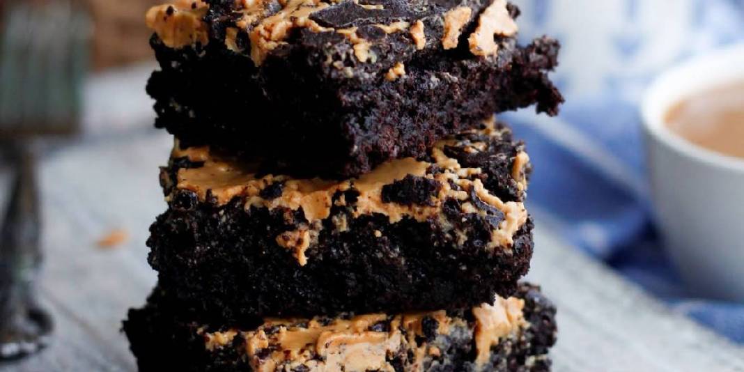 2025’in en popüler tarifleri açıklandı: Tavuk güveç, Dubai çikolatası, yumurta lokmaları 24